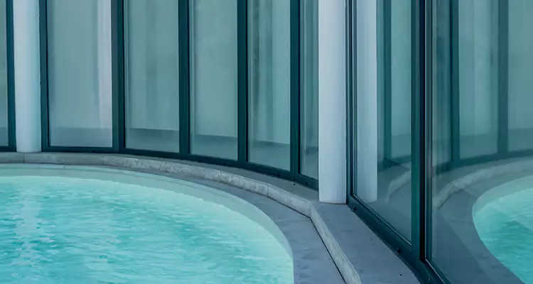 Repair Polyester Screen for Pool Enclosure in Bradenton, FL