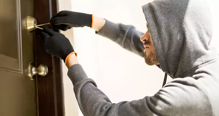 Emergency Motel Lock Repairs—Available 24/7 in Bradenton, FL